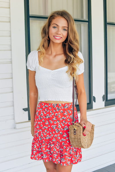 Floral Mini Skirt Outfits for Summer